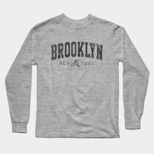 Brooklyn NY Arched Distressed Retro Print Long Sleeve T-Shirt